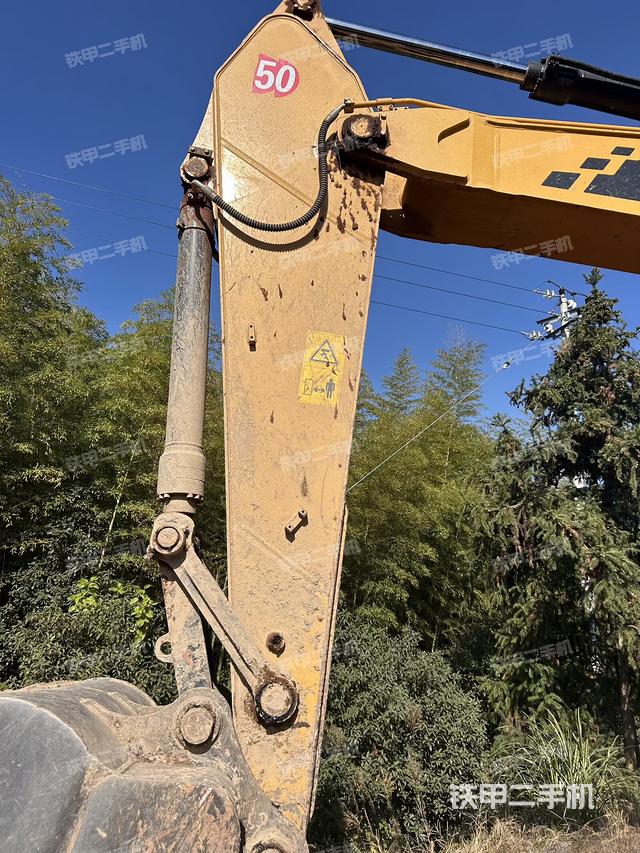 小臂整體左后（工作和回轉(zhuǎn)裝置）