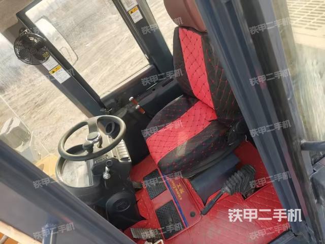 驾驶室工作台（整机外观及大件）