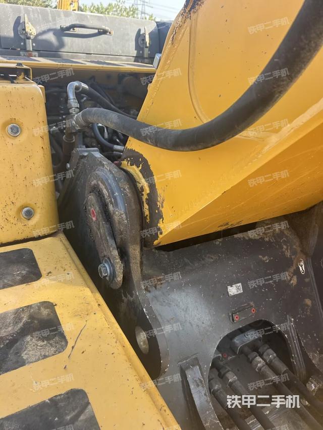 大臂根部?斜視（工作和回轉(zhuǎn)裝置）