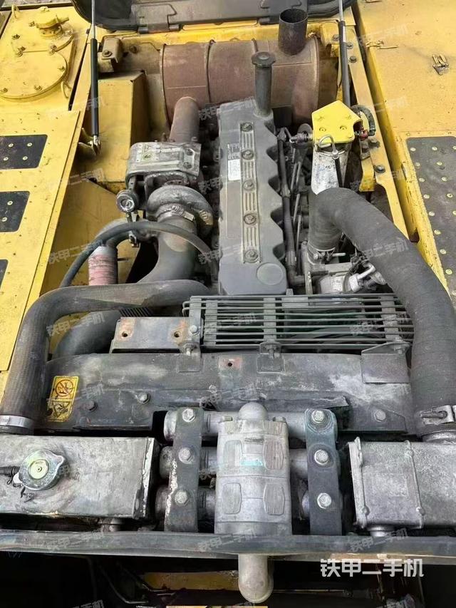 發(fā)動機(jī)整體俯視（整機(jī)外觀）