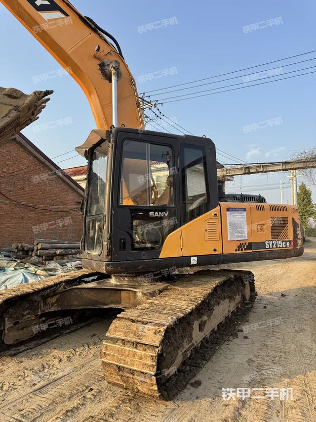 驾驶室整体（整机外观）