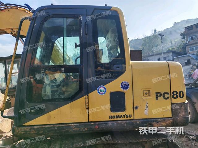  驾驶室正侧（驾驶室部分）