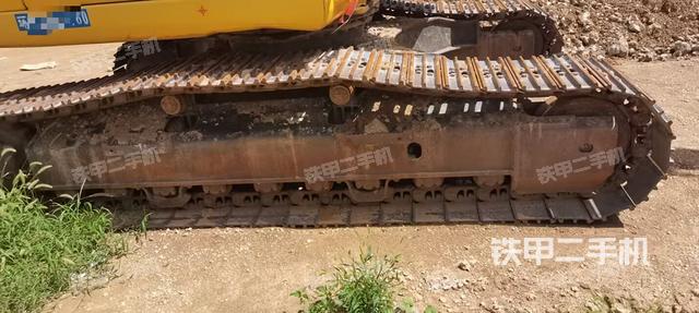 单侧履带整体（整机外观）