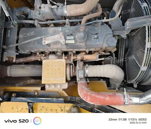 發(fā)動(dòng)機(jī)整體俯視（整機(jī)外觀）