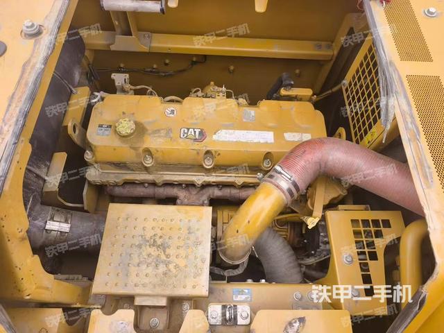 發(fā)動(dòng)機(jī)整體俯視（整機(jī)外觀(guān)）