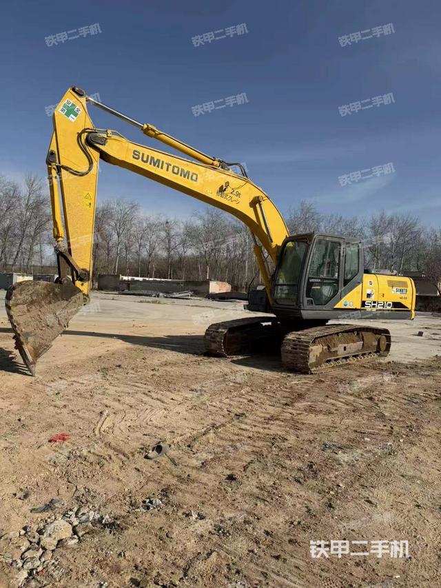 住友SH210A5挖掘機(jī)