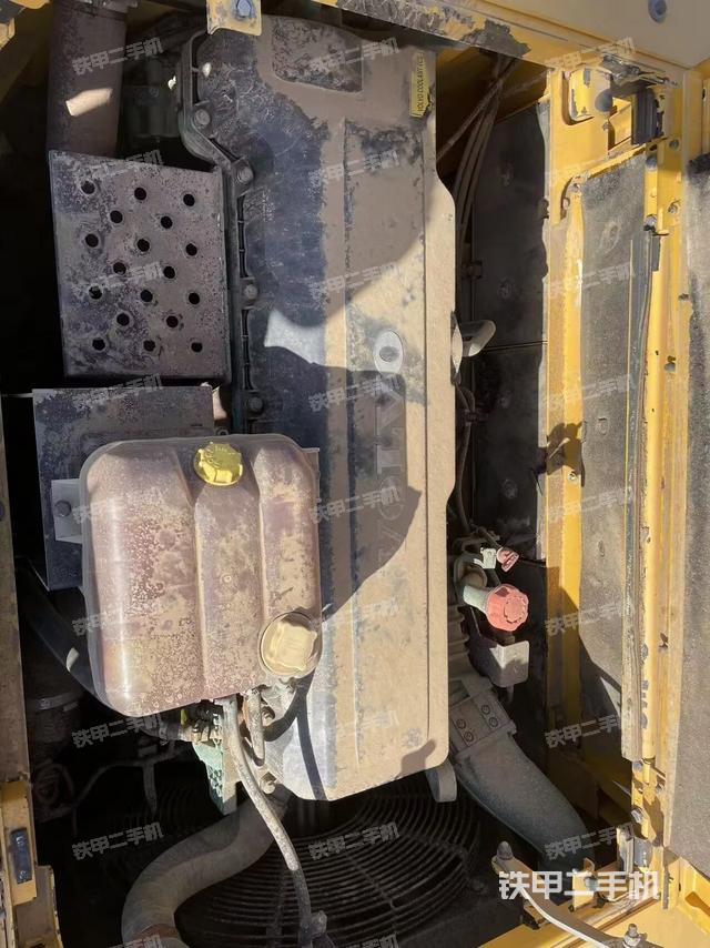 發(fā)動機(jī)整體俯視（整機(jī)外觀）