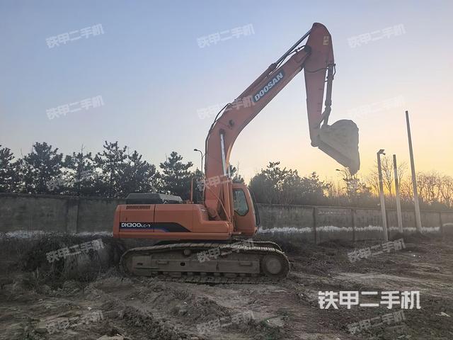 整机右后45°（整机外观）