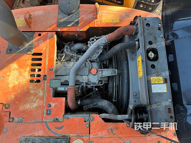 發(fā)動機(jī)整體俯視（整機(jī)外觀）