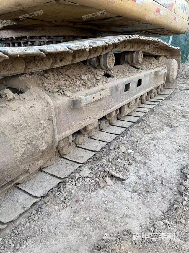 單側(cè)履帶整體（整機外觀）