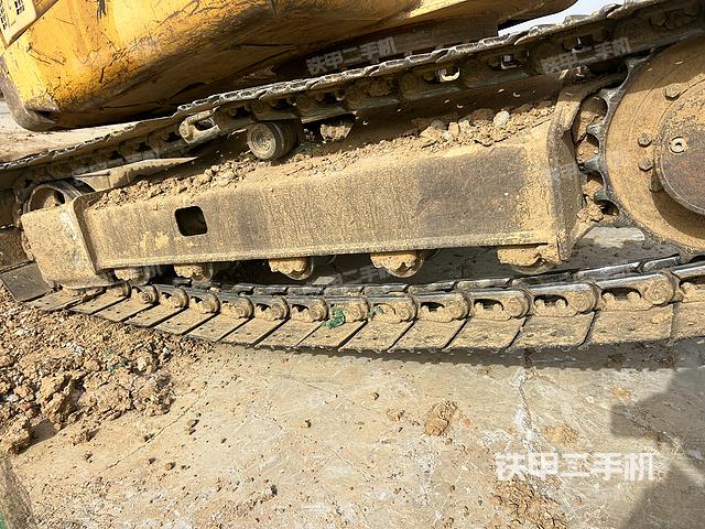 单侧履带整体（整机外观）