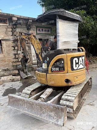 卡特彼勒CAT®303 CR(驾驶棚版) 微型液压挖掘机实拍图片