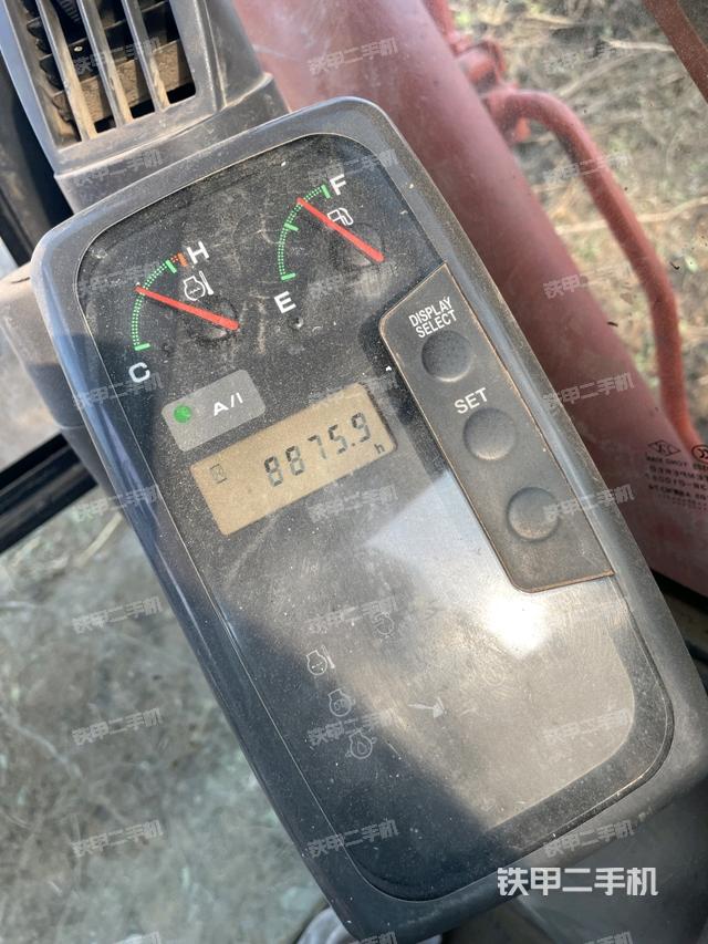 座椅左侧控制台/音响/含左手柄（驾驶室部分）