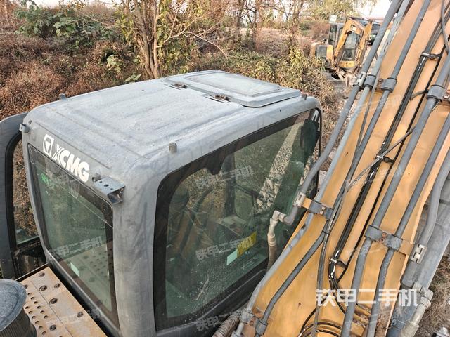 驾驶室顶部俯视（上车部件）