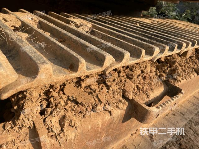 左導(dǎo)向輪（行走機(jī)構(gòu)）