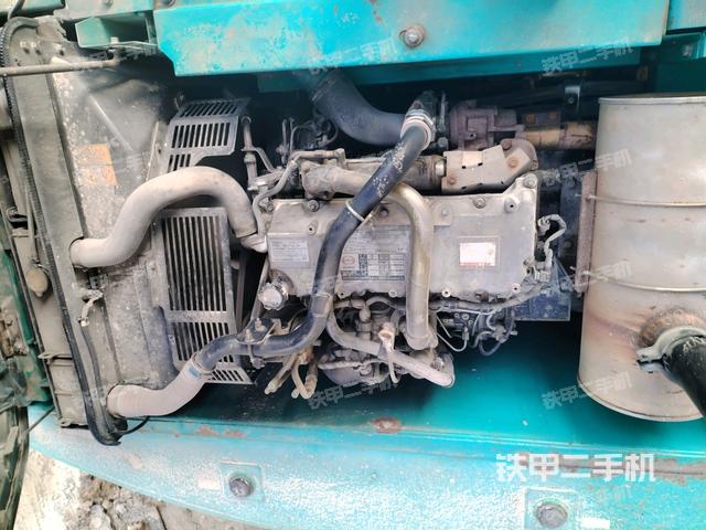 发动机整体俯视（整机外观）