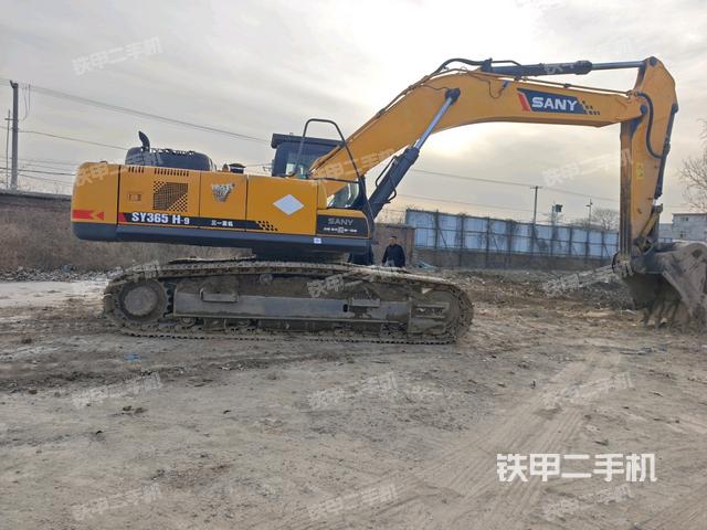 整機右后45°（整機外觀）