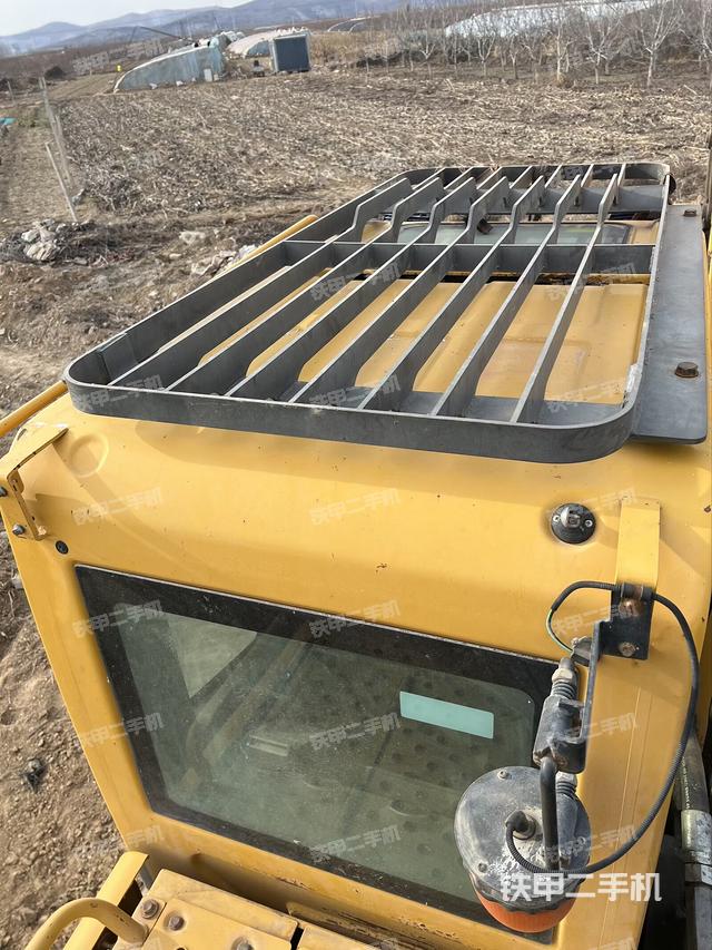 駕駛室頂部（整機(jī)外觀）