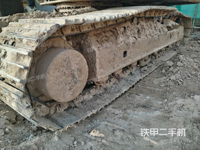 单侧履带整体（整机外观）