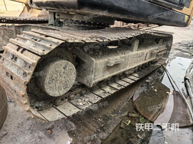 单侧履带整体（整机外观）