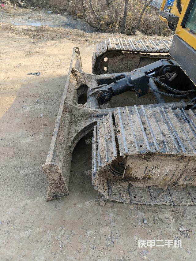 转盘和下车架正前（工作和回转装置）