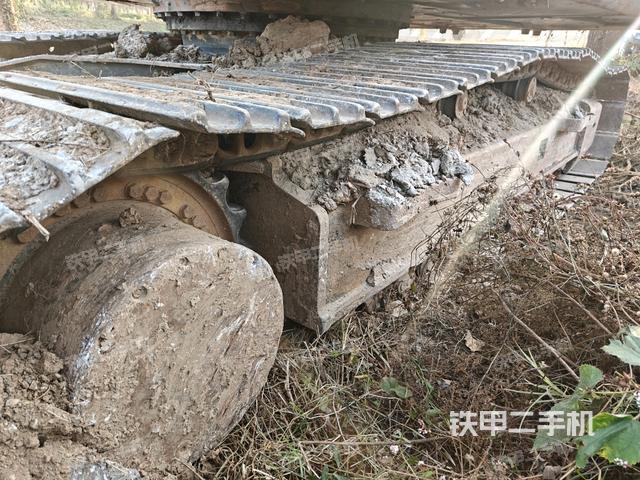 左侧履带整体 （行走机构）