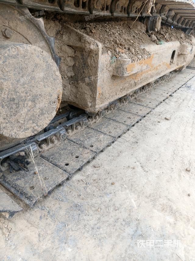 右侧履带整体 （行走机构）