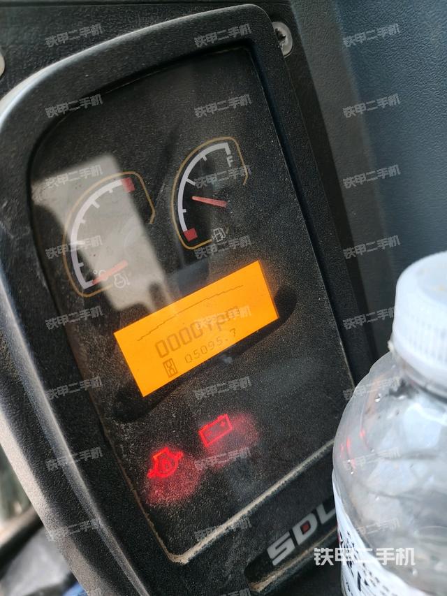 显示屏 （驾驶室部分）