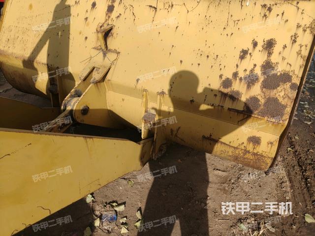 工作裝置整體（整機(jī)外觀及大件）