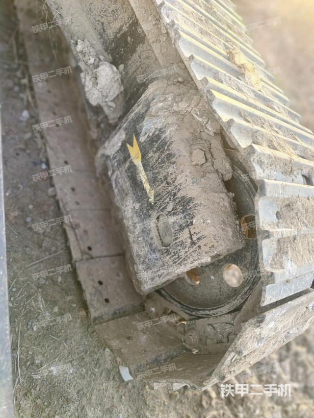 左侧履带整体 （行走机构）