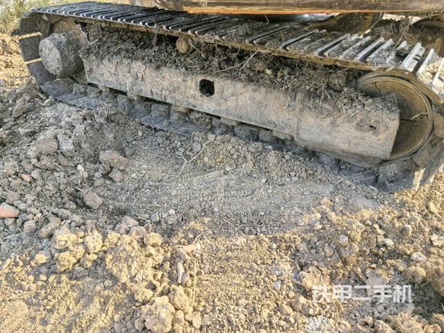 左驅(qū)動(dòng)輪（行走機(jī)構(gòu)）