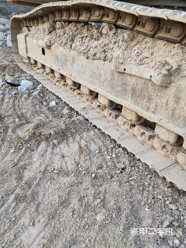 单侧履带整体（整机外观）