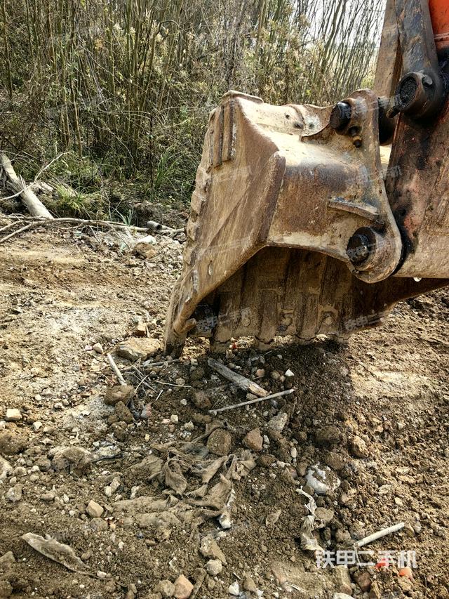 鏟斗45度（工作和回轉(zhuǎn)裝置）