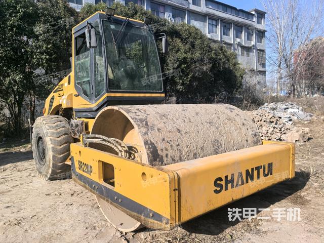 右前45°（壓路機(jī)整機(jī)外觀）