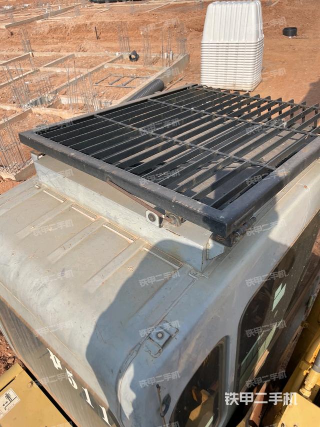 駕駛室頂部俯視（上車部件）