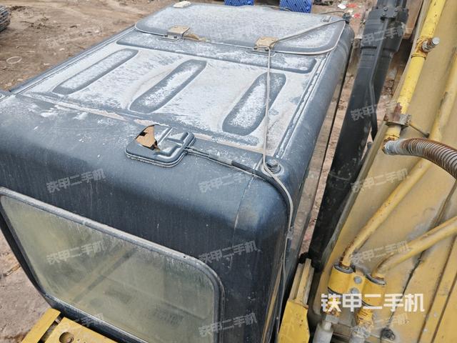 駕駛室頂部（整機(jī)外觀）