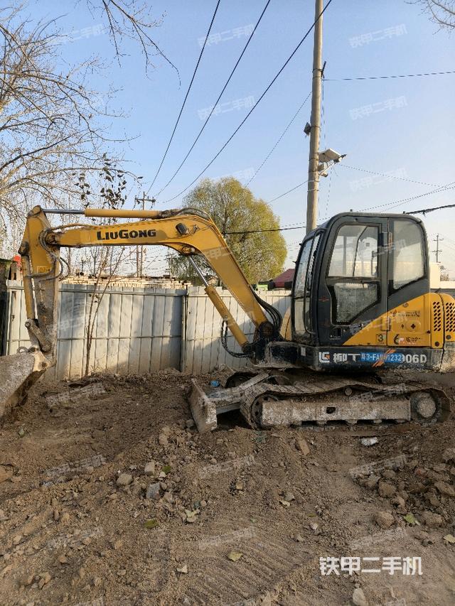 柳工CLG906D挖掘機(jī)