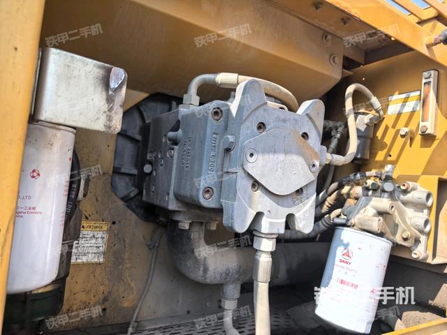 電瓶（大件艙室）