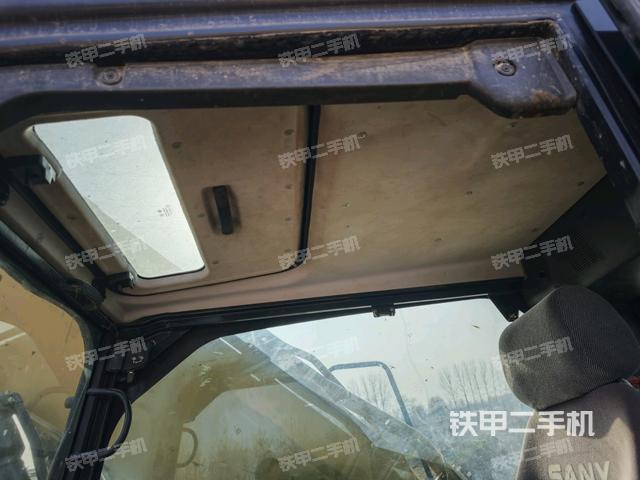 座椅后部（駕駛室部分）