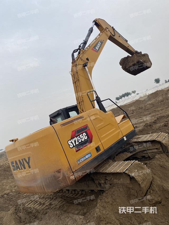 三一重工SY205C挖掘机