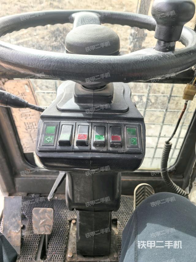 显示屏 （驾驶室部分）