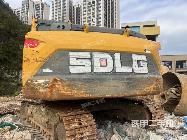 单侧履带整体（整机外观）