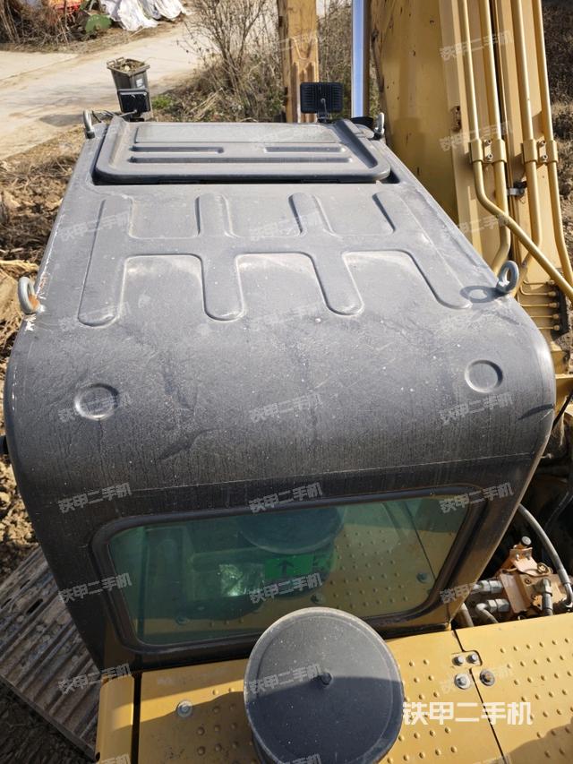 駕駛室頂部俯視（上車部件）