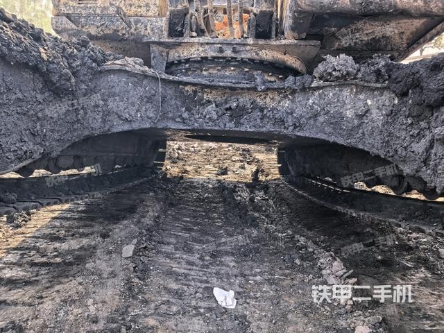 右側(cè)行走馬達(dá)蓋板（行走機(jī)構(gòu)）