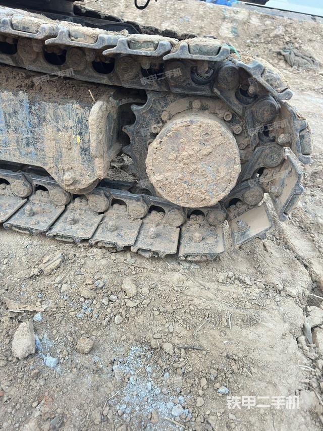 单侧履带整体（整机外观）