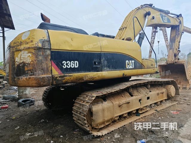 整機右后45°（整機外觀）