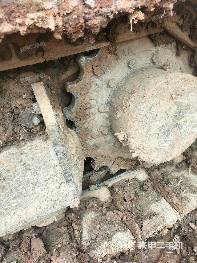 單側(cè)履帶整體（整機(jī)外觀）