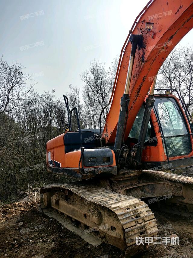 斗山DX215-9CN挖掘機