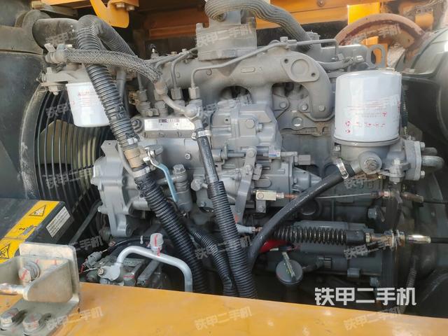 发动机整体俯视（整机外观）