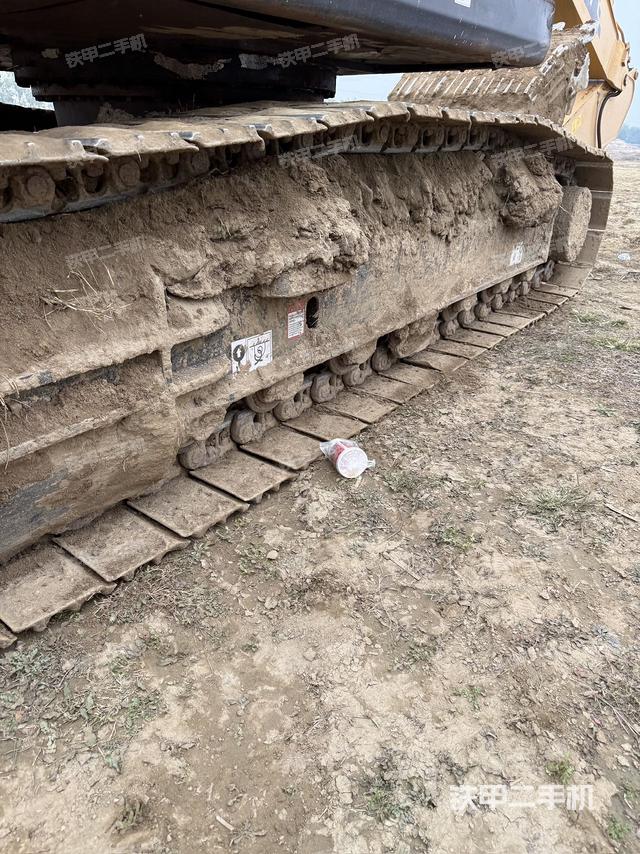 单侧履带整体（整机外观）